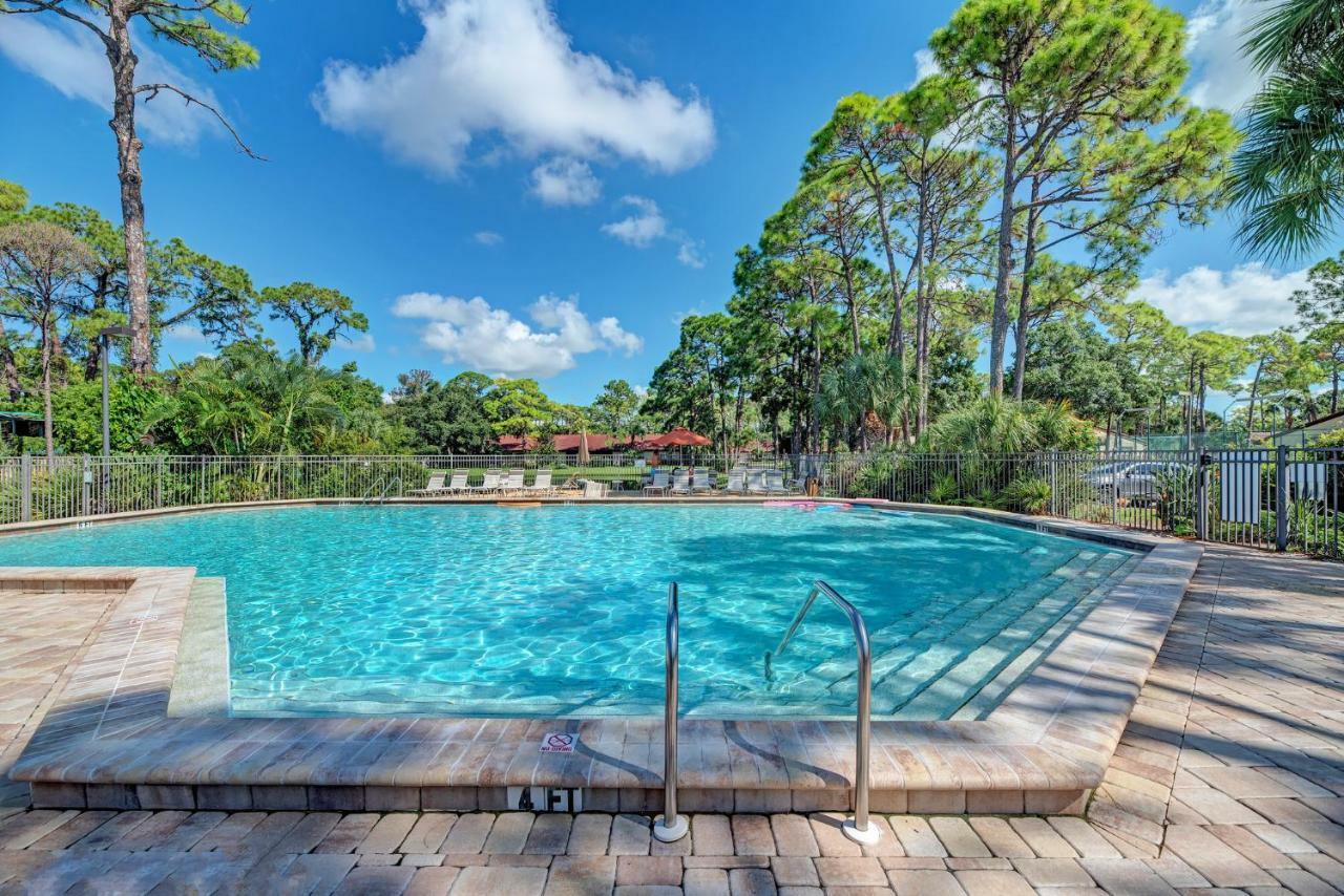 Village Des Pins 3645, 2 Bedrooms, Pool Access, Wifi, Hot Tub, Sleeps 4 Sarasota Luaran gambar